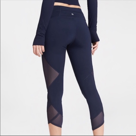 Athleta Aura Sonar Capri Mesh Leggings Navy Blue - Picture 2 of 10